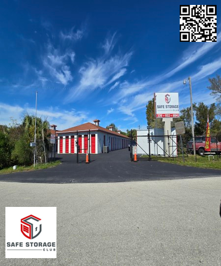 Self Storage Facility - Safe Storage Club